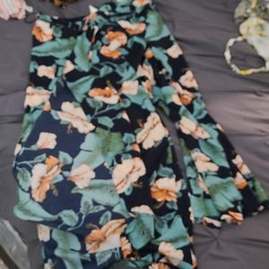 Flowy open pants adjustable